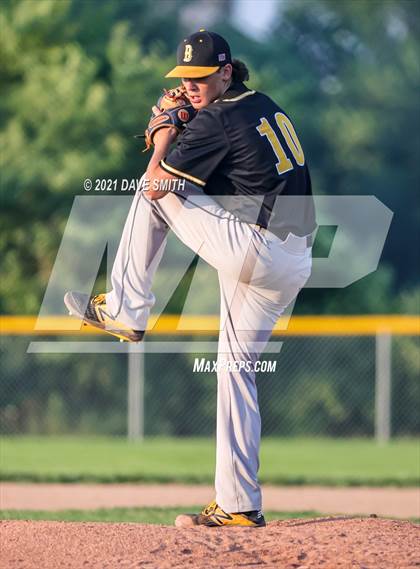 Thumbnail 3 in Bettendorf @ Davenport North photogallery.