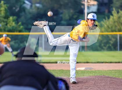 Thumbnail 3 in Bettendorf @ Davenport North photogallery.