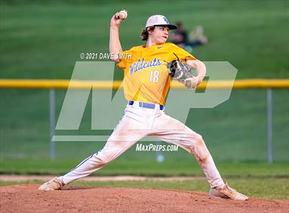 Thumbnail 2 in Bettendorf @ Davenport North photogallery.
