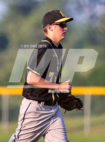 Thumbnail 2 in Bettendorf @ Davenport North photogallery.