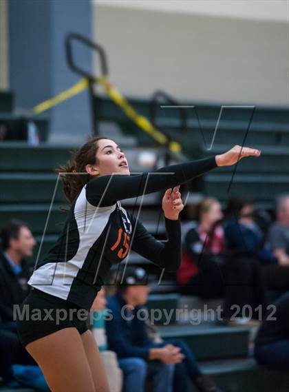Thumbnail 2 in Newton North vs Lincoln-Sudbury (Showcase of Champions Holyoke Gold Semi-Final 2) photogallery.