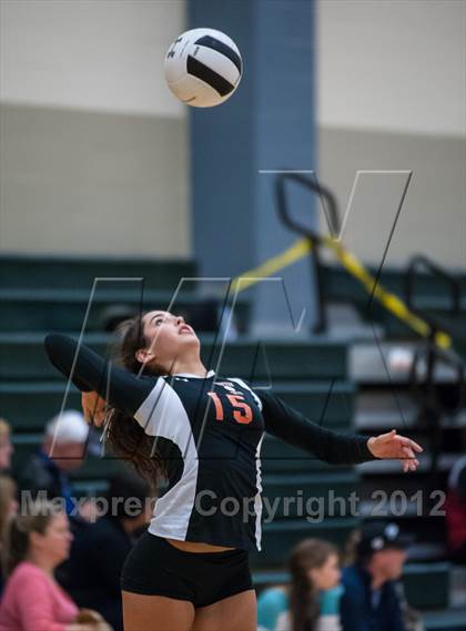 Thumbnail 1 in Newton North vs Lincoln-Sudbury (Showcase of Champions Holyoke Gold Semi-Final 2) photogallery.
