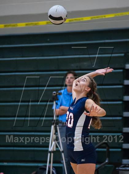 Thumbnail 3 in Newton North vs Lincoln-Sudbury (Showcase of Champions Holyoke Gold Semi-Final 2) photogallery.