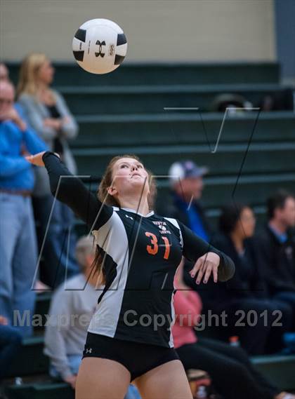 Thumbnail 3 in Newton North vs Lincoln-Sudbury (Showcase of Champions Holyoke Gold Semi-Final 2) photogallery.