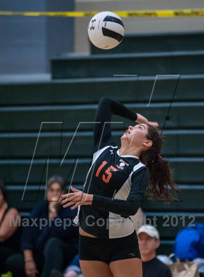 Thumbnail 2 in Newton North vs Lincoln-Sudbury (Showcase of Champions Holyoke Gold Semi-Final 2) photogallery.