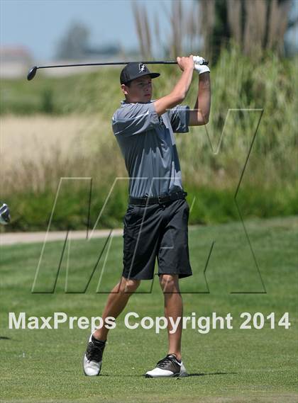 Thumbnail 3 in CIF SJS Masters Golf Championships photogallery.