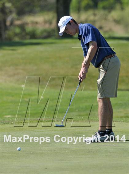 Thumbnail 2 in CIF SJS Masters Golf Championships photogallery.