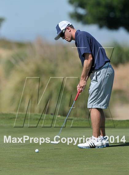 Thumbnail 2 in CIF SJS Masters Golf Championships photogallery.