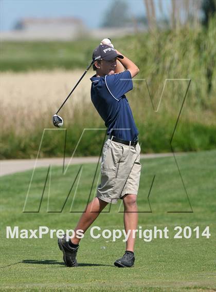Thumbnail 2 in CIF SJS Masters Golf Championships photogallery.