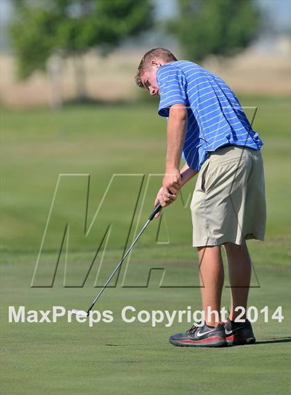 Thumbnail 2 in CIF SJS Masters Golf Championships photogallery.