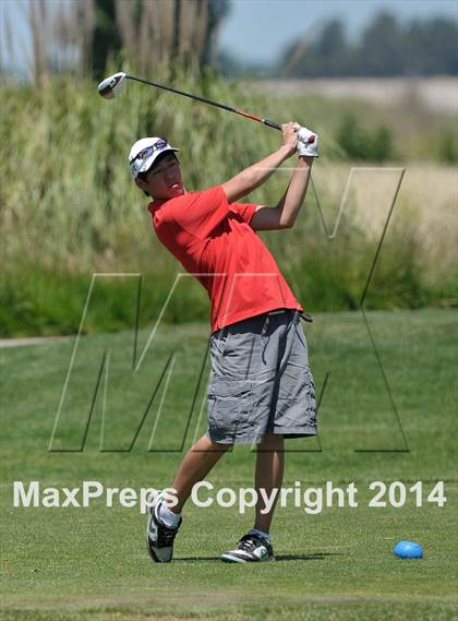 Thumbnail 2 in CIF SJS Masters Golf Championships photogallery.