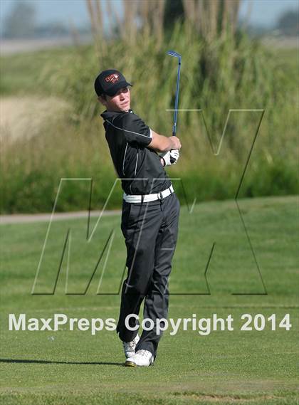 Thumbnail 2 in CIF SJS Masters Golf Championships photogallery.