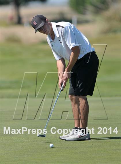 Thumbnail 2 in CIF SJS Masters Golf Championships photogallery.