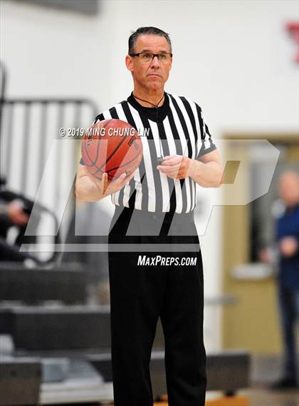Thumbnail 1 in Tesoro vs. Tustin (Tustin Holiday Classic) photogallery.