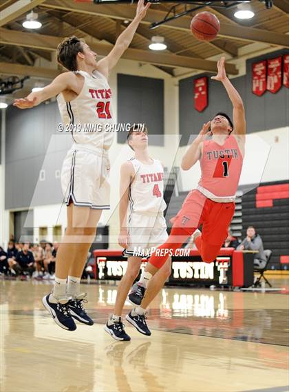 Thumbnail 2 in Tesoro vs. Tustin (Tustin Holiday Classic) photogallery.