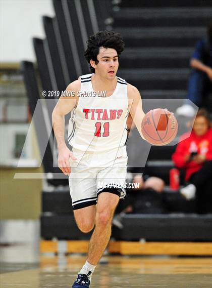 Thumbnail 1 in Tesoro vs. Tustin (Tustin Holiday Classic) photogallery.