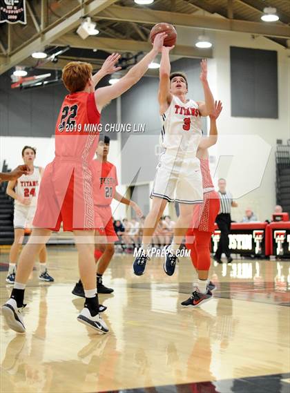 Thumbnail 1 in Tesoro vs. Tustin (Tustin Holiday Classic) photogallery.
