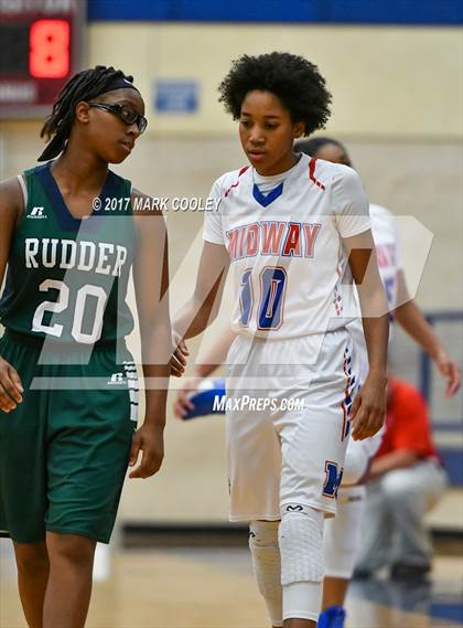 Thumbnail 2 in Rudder @ Midway photogallery.