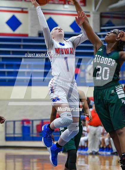 Thumbnail 1 in Rudder @ Midway photogallery.