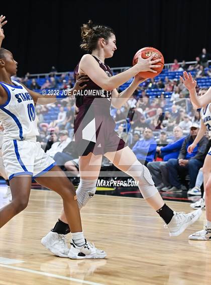 Thumbnail 3 in Stamford vs Martins Mill (UIL 2A State Semifinals) photogallery.