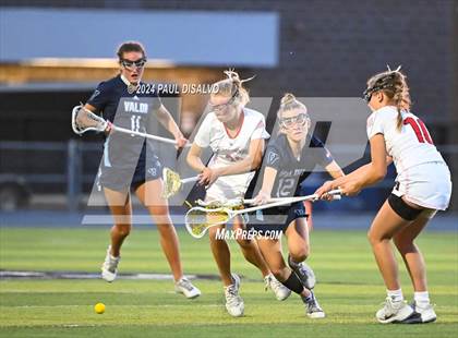 Thumbnail 3 in Colorado Academy vs. Valor Christian (CHSAA 5A Semi-Final) photogallery.