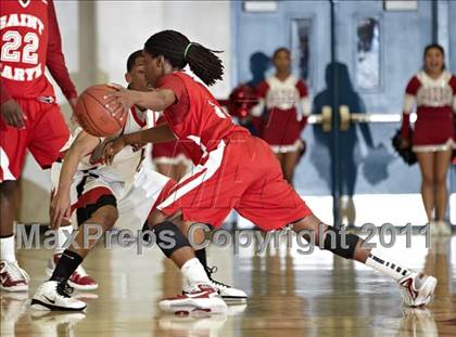 Thumbnail 2 in Salesian vs. St. Mary's (CIF NorCal D4 Final) photogallery.