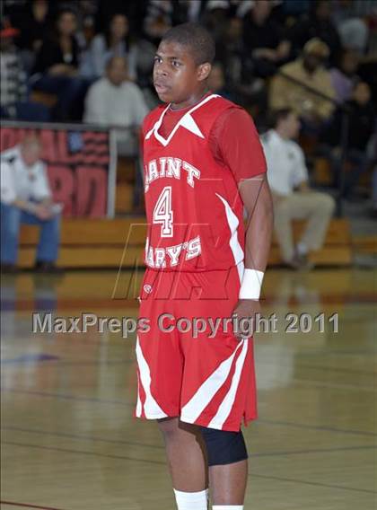 Thumbnail 3 in Salesian vs. St. Mary's (CIF NorCal D4 Final) photogallery.