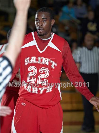 Thumbnail 2 in Salesian vs. St. Mary's (CIF NorCal D4 Final) photogallery.
