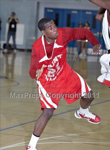 Thumbnail 1 in Salesian vs. St. Mary's (CIF NorCal D4 Final) photogallery.