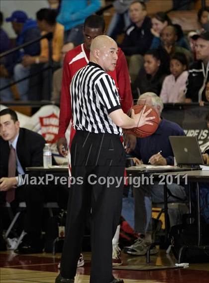 Thumbnail 2 in Salesian vs. St. Mary's (CIF NorCal D4 Final) photogallery.