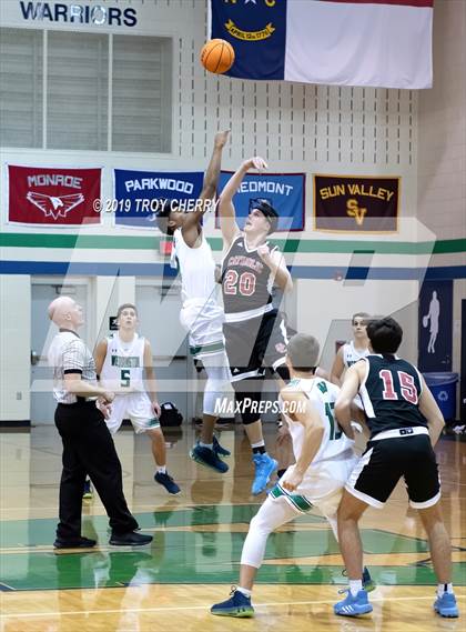 Thumbnail 1 in Charlotte Catholic @ Weddington photogallery.