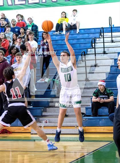 Thumbnail 3 in Charlotte Catholic @ Weddington photogallery.