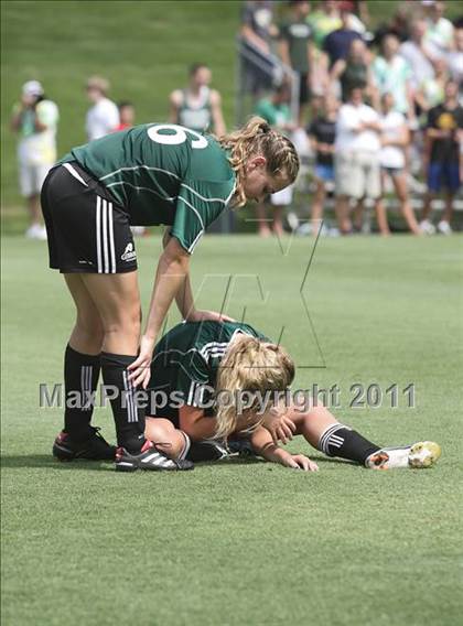 Thumbnail 3 in Charlotte Catholic vs Cardinal Gibbons (NCHSAA 3A Final) photogallery.