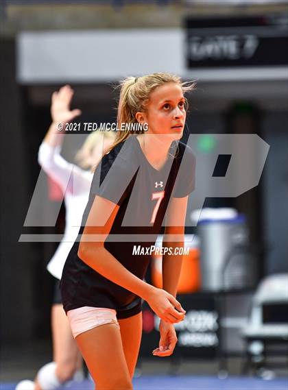 Thumbnail 2 in Valley View vs Brookland (AAA 4A Final) photogallery.