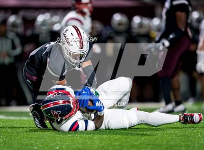 Thumbnail 3 in West Monroe @ Central (LHSAA Division I Non-Select Round 3) photogallery.