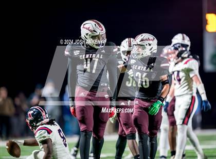 Thumbnail 3 in West Monroe @ Central (LHSAA Division I Non-Select Round 3) photogallery.