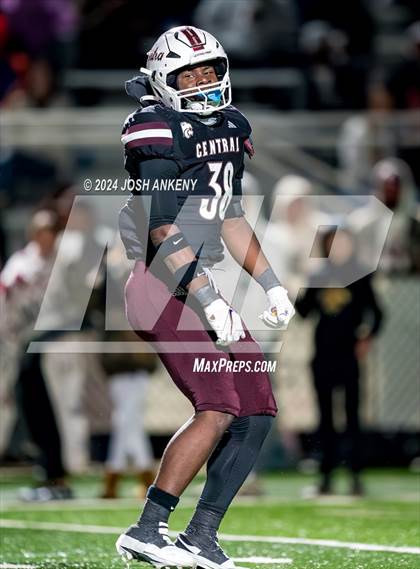 Thumbnail 3 in West Monroe @ Central (LHSAA Division I Non-Select Round 3) photogallery.