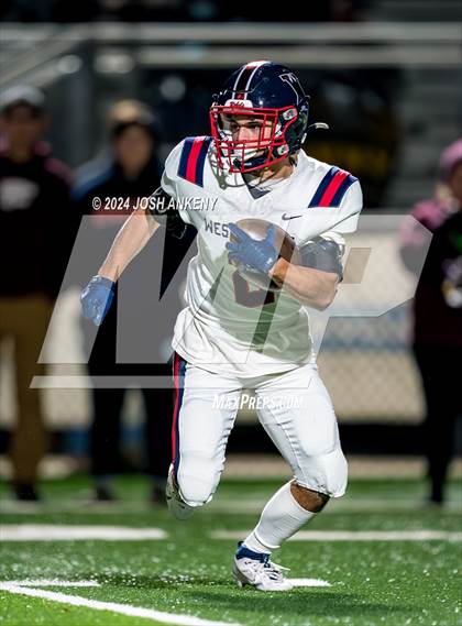 Thumbnail 1 in West Monroe @ Central (LHSAA Division I Non-Select Round 3) photogallery.