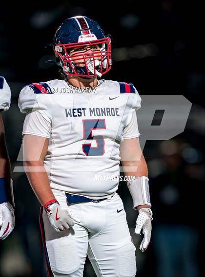 Thumbnail 3 in West Monroe @ Central (LHSAA Division I Non-Select Round 3) photogallery.