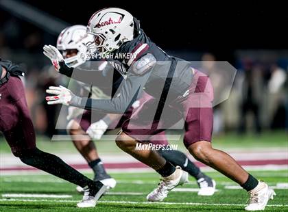 Thumbnail 1 in West Monroe @ Central (LHSAA Division I Non-Select Round 3) photogallery.