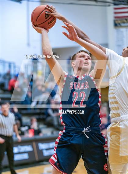 Thumbnail 2 in Bedford North Lawrence @ Warren Central photogallery.