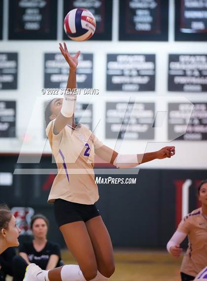 Thumbnail 3 in Notre Dame Prep vs. Desert Vista photogallery.