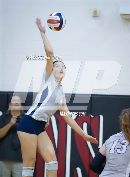 Thumbnail 3 in Notre Dame Prep vs. Desert Vista photogallery.