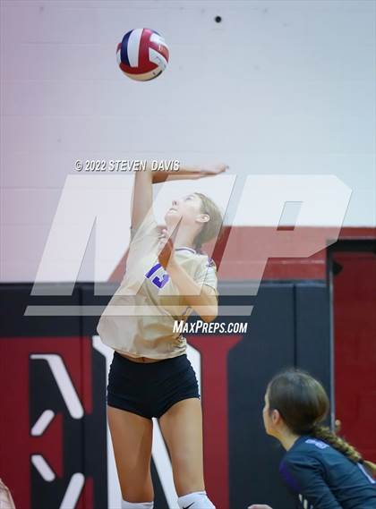 Thumbnail 1 in Notre Dame Prep vs. Desert Vista photogallery.