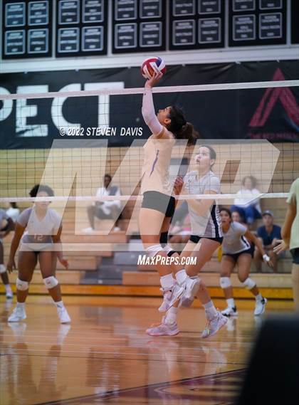 Thumbnail 1 in Notre Dame Prep vs. Desert Vista photogallery.