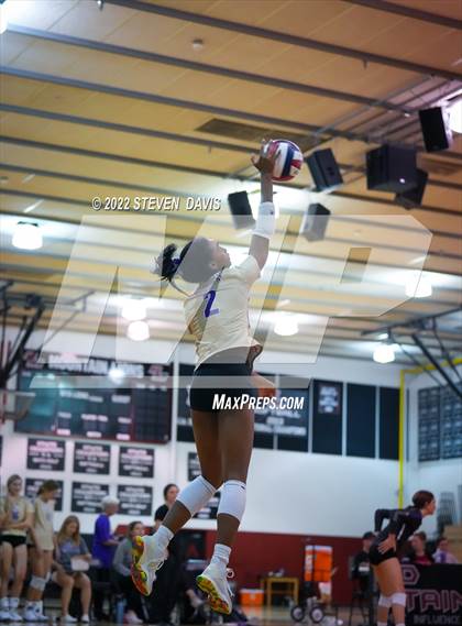 Thumbnail 1 in Notre Dame Prep vs. Desert Vista photogallery.