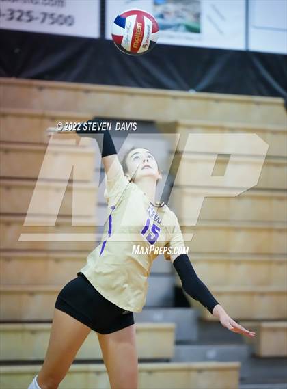 Thumbnail 3 in Notre Dame Prep vs. Desert Vista photogallery.