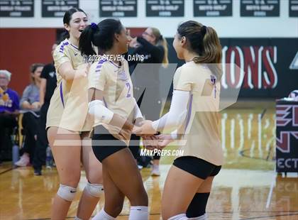 Thumbnail 2 in Notre Dame Prep vs. Desert Vista photogallery.