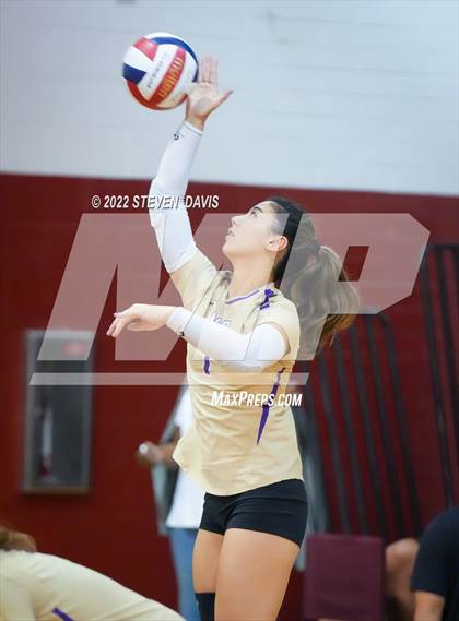 Thumbnail 3 in Notre Dame Prep vs. Desert Vista photogallery.