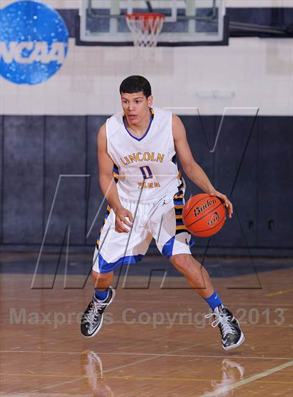 Thumbnail 3 in Johnsonburg vs Lincoln Park Performing Arts (PIAA A Semifinal) photogallery.